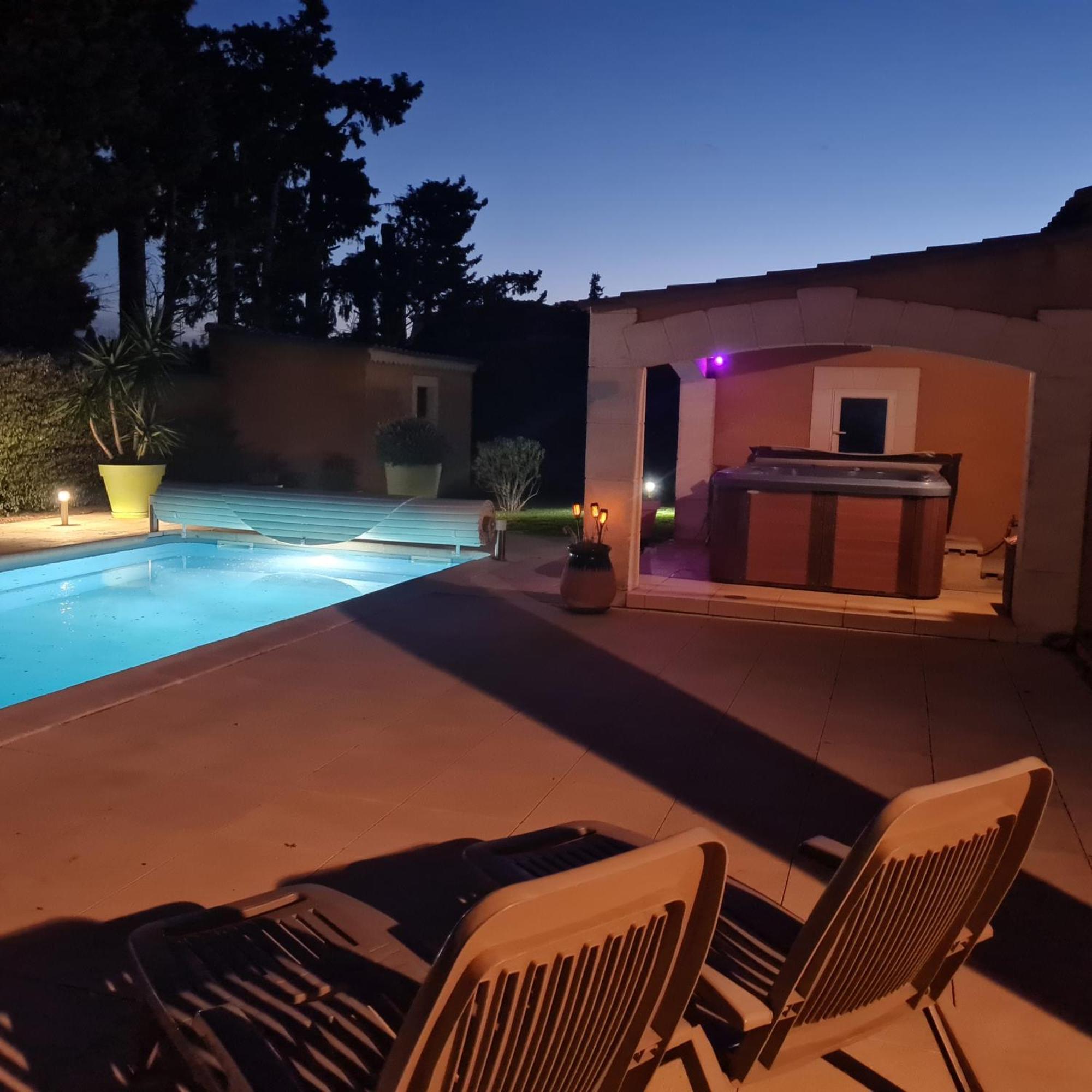 Villa Flamenca - Piscine Chauffee Châteaurenard Buitenkant foto